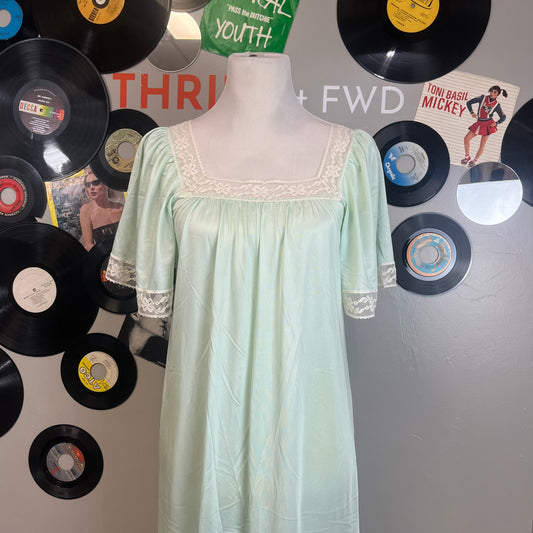 Vintage Nylon Seafoam Green Negligee Lace Nightgown Square Neck Size M