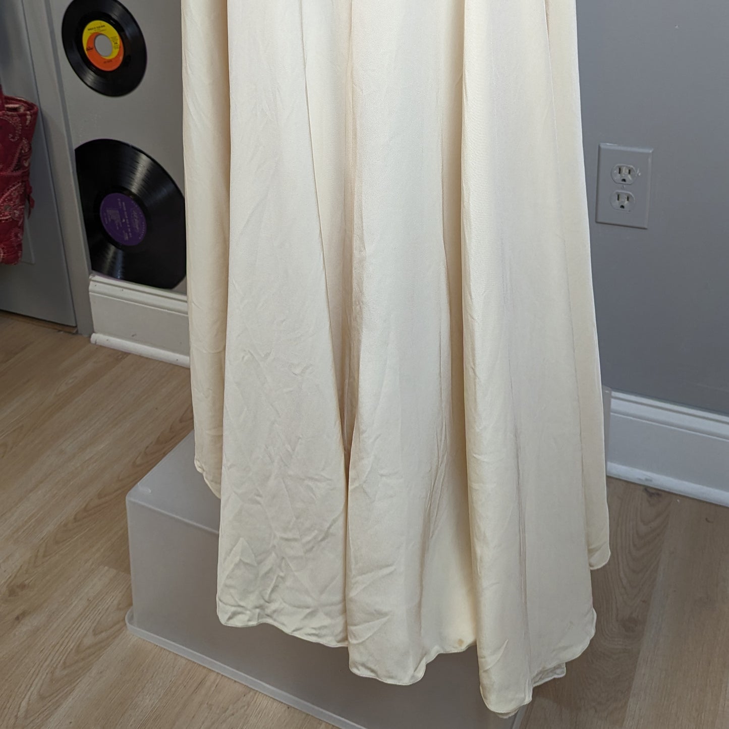 Vintage Carolina Herrera Asymmetrical Ball Gown Bridal Wedding Gala Size L
