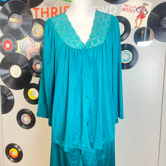 Vanity Fair Womens 2-Piece Pajama Set Size Large Emerald Green Lace Trimmed