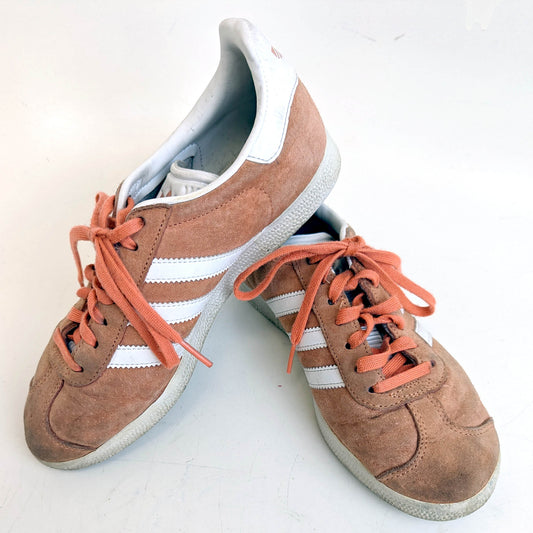 Adidas Originals Gazelle Women’s Size 6 Sneakers Orange Suede CQ0739