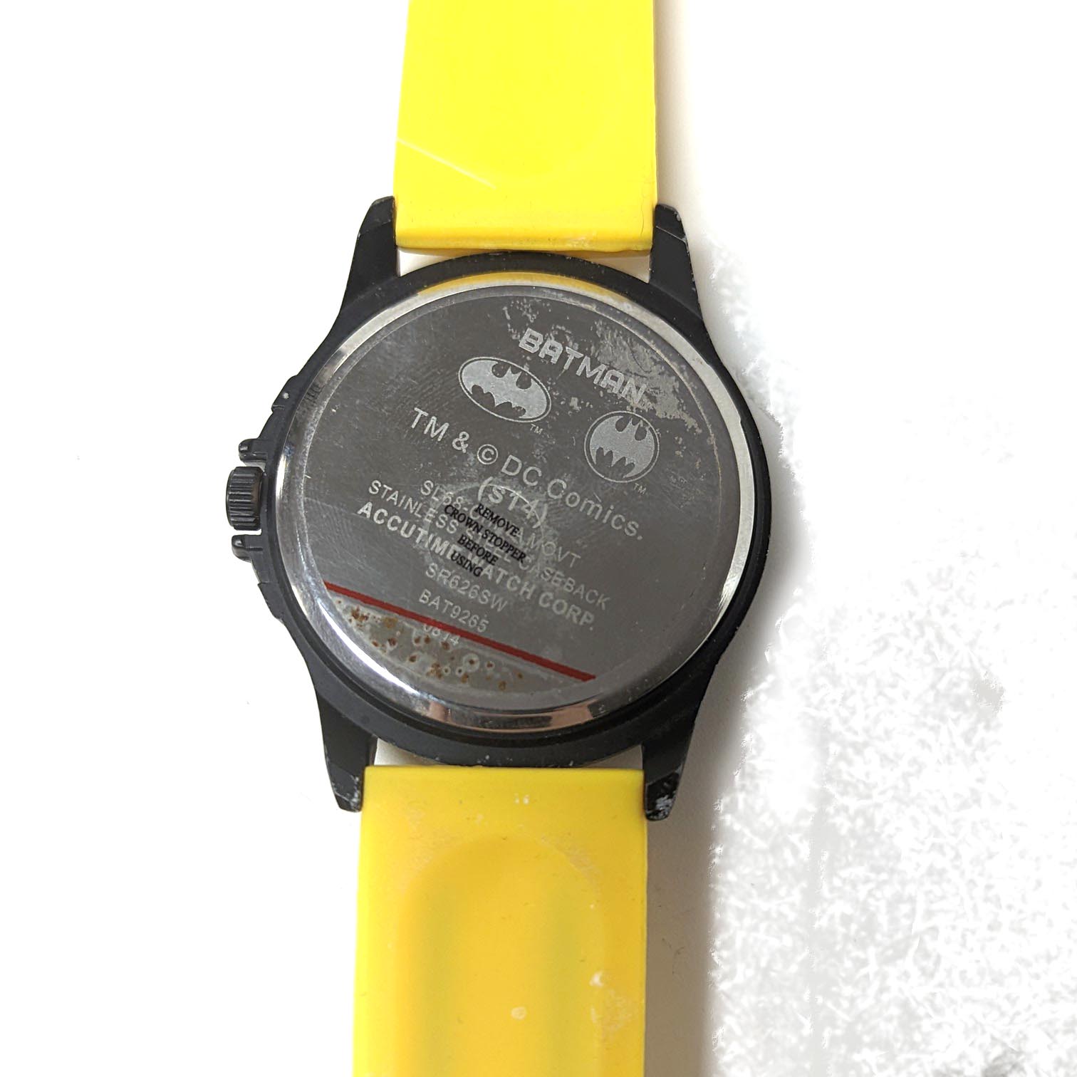 Batman Wrist Watch Accutime TM & DC Comics Yellow Silicone Band BAT9265