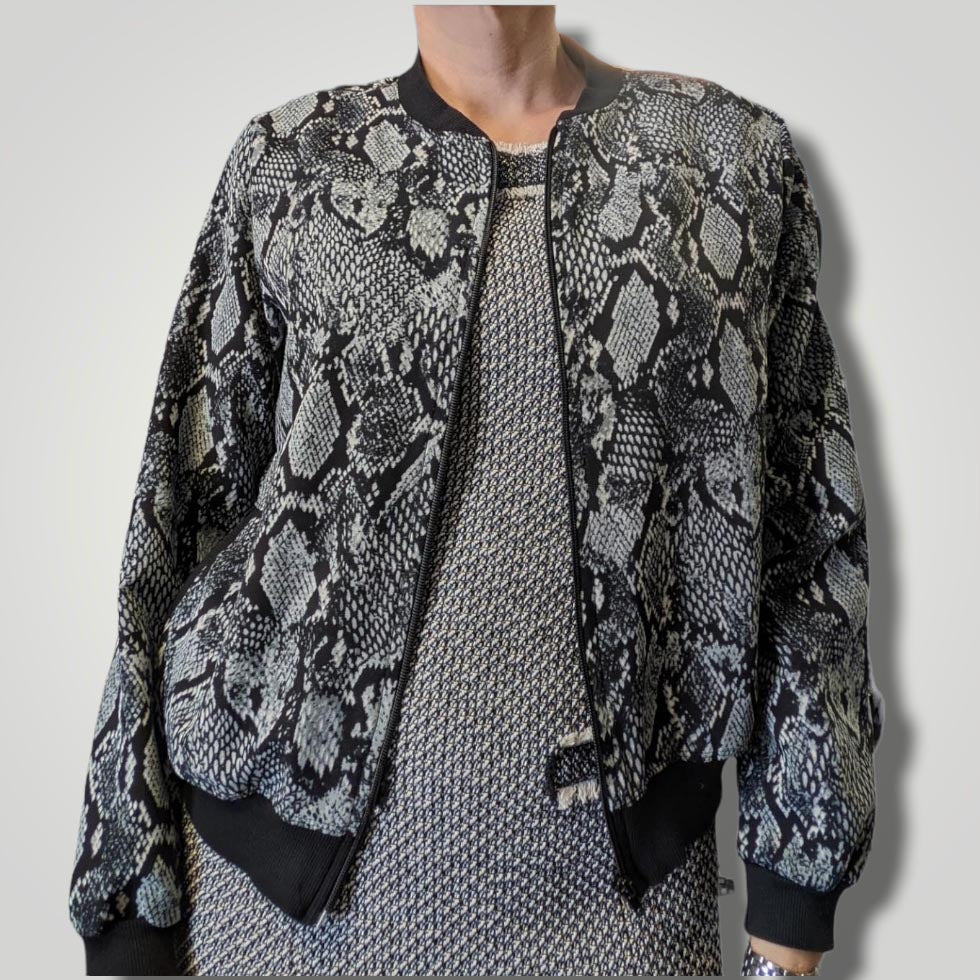 Snake Print Trainer Jacket with front Zipper Size SM NWOT